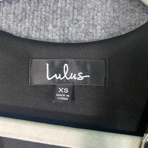 Lulus Wrap Maxi Dress XS Black Floral Print Wondrous Water Lilies Long Sleeve - Picture 11 of 12